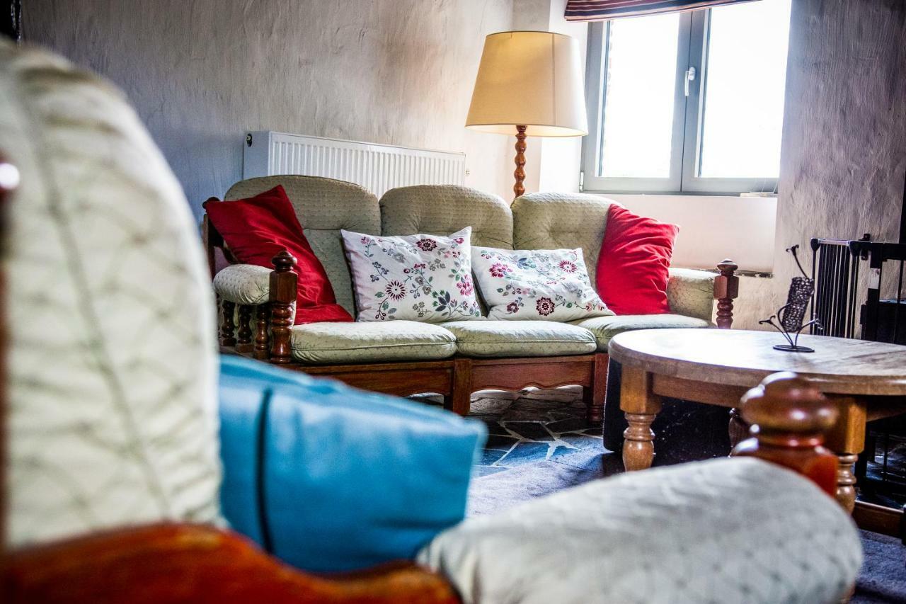 La Retiree Villa Grimbiémont Buitenkant foto